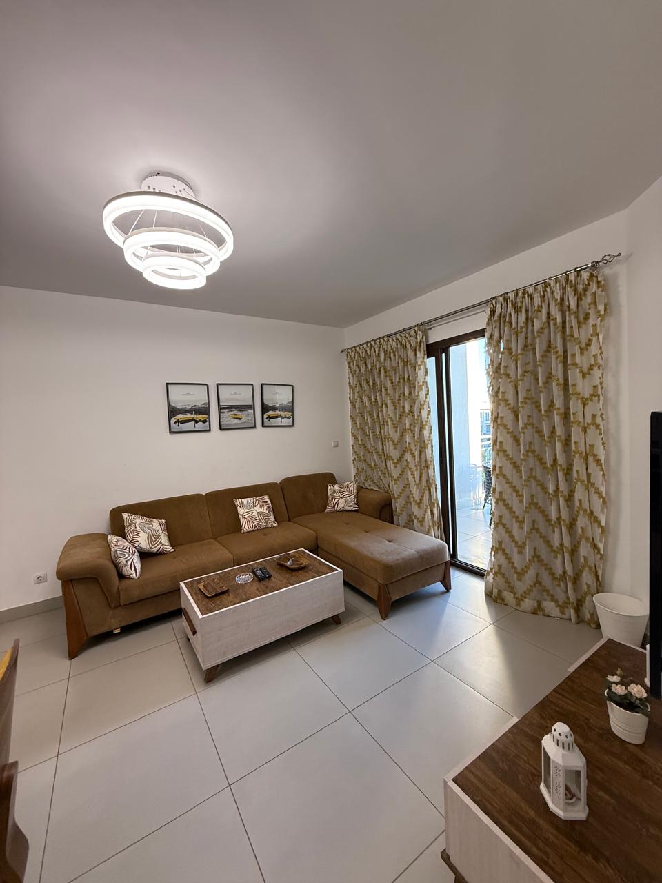 شالية رائع للبيع بقريه مراسي مارينا الساحل الشمالي